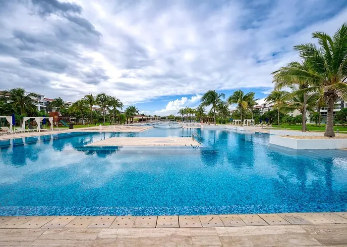 Stunning Ocean Front By Boutique *