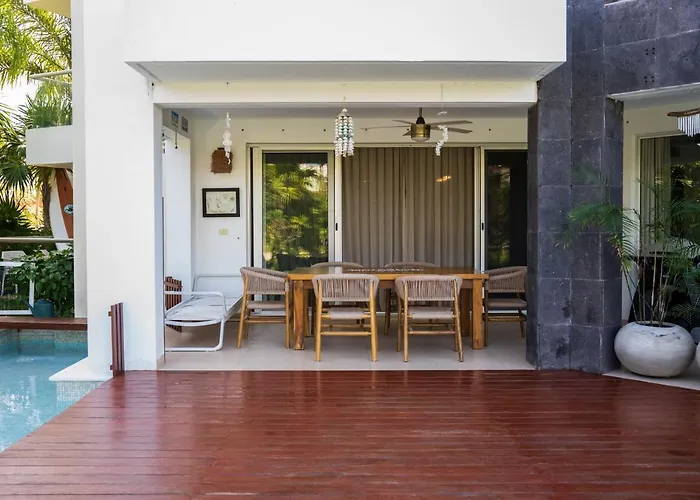 Stunning Ocean Front By Boutique